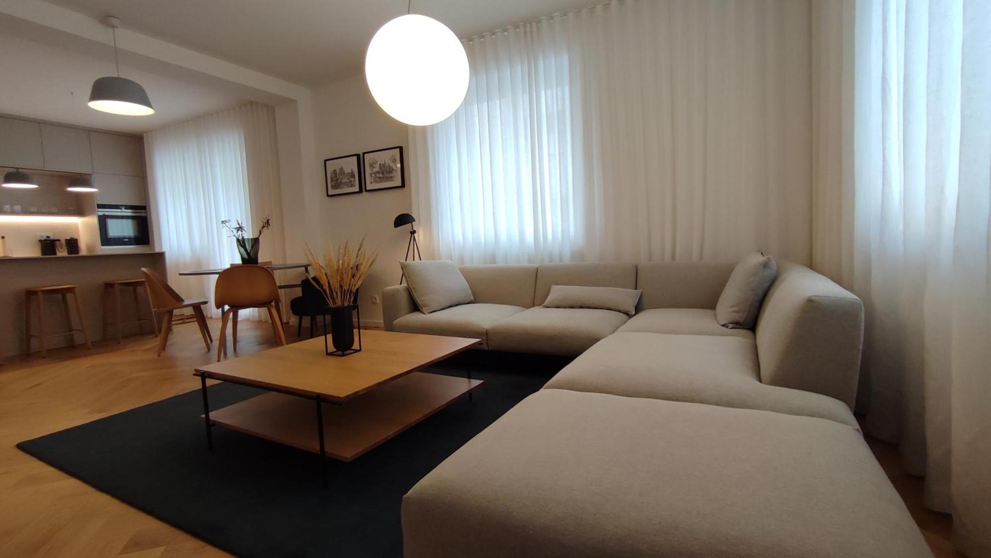 Bratislava Oldtown Apartment 130M2 ,60M2 Terrace And 2 Bathrooms Buitenkant foto